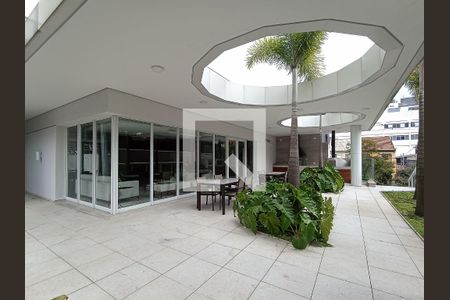 Apartamento à venda com 339m², 3 quartos e 5 vagas Apartamento à venda com 339m², 3 quartos e 5 vagasÁrea comum - Salão de festas