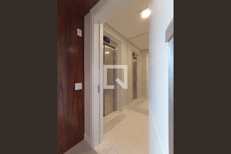 Apartamento à venda com 339m², 3 quartos e 5 vagas Apartamento à venda com 339m², 3 quartos e 5 vagasHall de Entrada