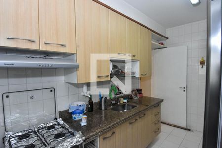 Cozinha de apartamento para alugar com 2 quartos, 83m² em Jardim Avelino, São Paulo