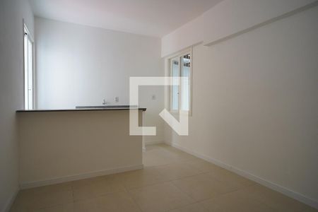 Sala Cozinha de apartamento à venda com 1 quarto, 43m² em São Geraldo, Porto Alegre