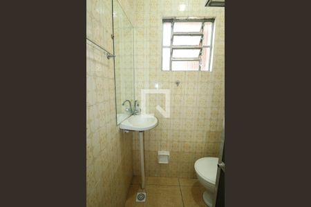 Banheiro  de apartamento para alugar com 1 quarto, 40m² em Vila Sao Sebastiao, Duque de Caxias