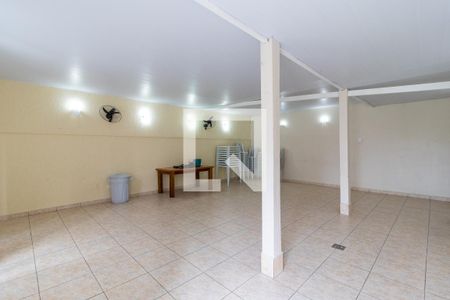 Apartamento para alugar com 60m², 2 quartos e 1 vaga Apartamento para alugar com 60m², 2 quartos e 1 vagaÁrea comum - Salão de festas