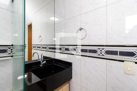 Apartamento para alugar com 60m², 2 quartos e 1 vaga Apartamento para alugar com 60m², 2 quartos e 1 vagaBanheiro da Suíte