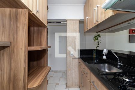 Cozinha de apartamento para alugar com 2 quartos, 60m² em Vila Celeste, São Paulo