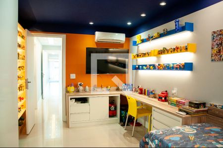 Apartamento à venda com 406m², 3 quartos e 3 vagas Apartamento à venda com 406m², 3 quartos e 3 vagasSuíte 2