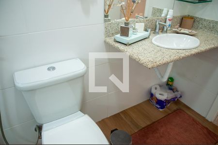 Apartamento à venda com 406m², 3 quartos e 3 vagas Apartamento à venda com 406m², 3 quartos e 3 vagasBanheiro da Suíte 1