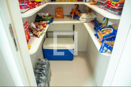 Apartamento à venda com 406m², 3 quartos e 3 vagas Apartamento à venda com 406m², 3 quartos e 3 vagasDispensa