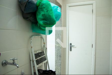 Apartamento à venda com 406m², 3 quartos e 3 vagas Apartamento à venda com 406m², 3 quartos e 3 vagasÁrea de Serviço