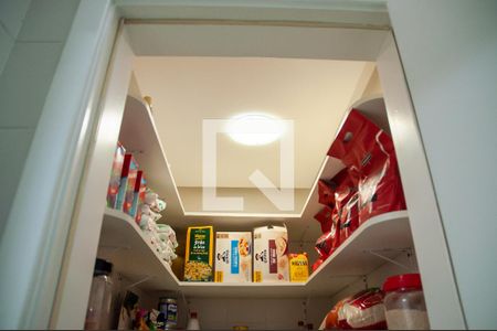 Apartamento à venda com 406m², 3 quartos e 3 vagas Apartamento à venda com 406m², 3 quartos e 3 vagasDispensa