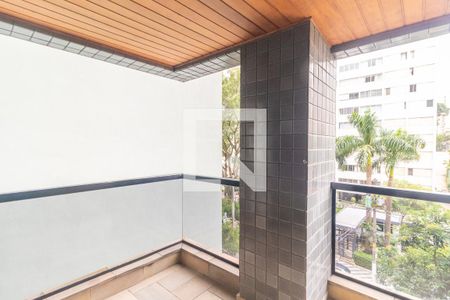 Varanda de apartamento para alugar com 3 quartos, 100m² em Pinheiros, São Paulo