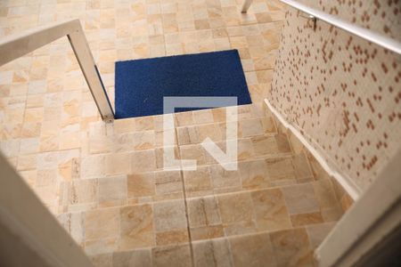 Apartamento para alugar com 44m², 2 quartos e 1 vagaEscada