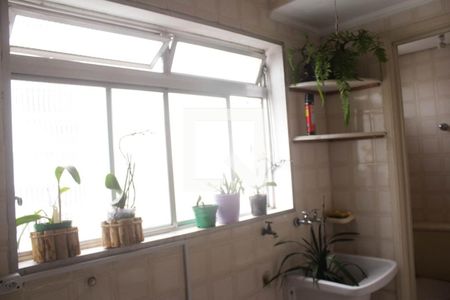 Apartamento à venda com 70m², 2 quartos e 1 vagaÁrea de Serviço