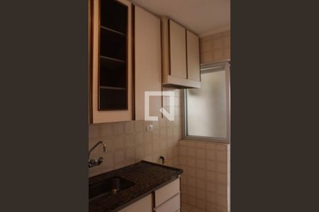 Apartamento à venda com 70m², 2 quartos e 1 vagaCozinha - Armários