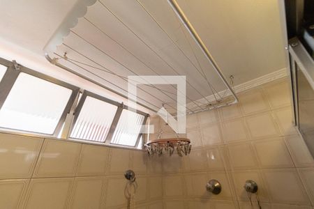 Apartamento à venda com 54m², 2 quartos e sem vaga Apartamento à venda com 54m², 2 quartos e sem vagaBanheiro
