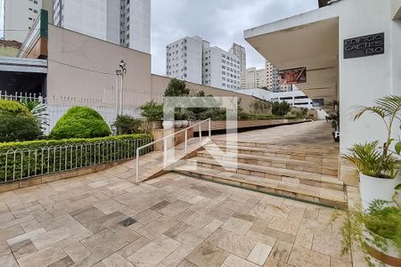 Apartamento à venda com 54m², 2 quartos e sem vaga Apartamento à venda com 54m², 2 quartos e sem vagaEntrada