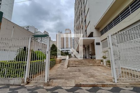 Apartamento à venda com 54m², 2 quartos e sem vaga Apartamento à venda com 54m², 2 quartos e sem vagaFachada