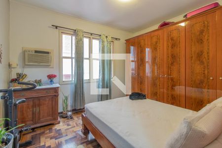 Quarto 1 de apartamento à venda com 2 quartos, 43m² em Medianeira, Porto Alegre