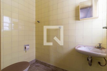 Casa à venda com 291m², 4 quartos e 3 vagasBanheiro da Edícula