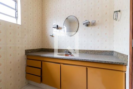 Casa à venda com 291m², 4 quartos e 3 vagasBanheiro