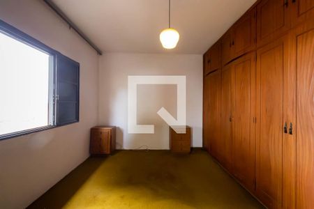 Casa à venda com 291m², 4 quartos e 3 vagasSuíte