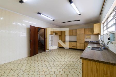 Casa à venda com 291m², 4 quartos e 3 vagasCozinha