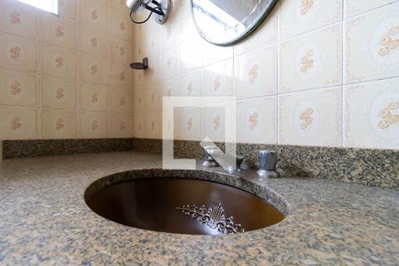 Casa à venda com 291m², 4 quartos e 3 vagasBanheiro da Suíte