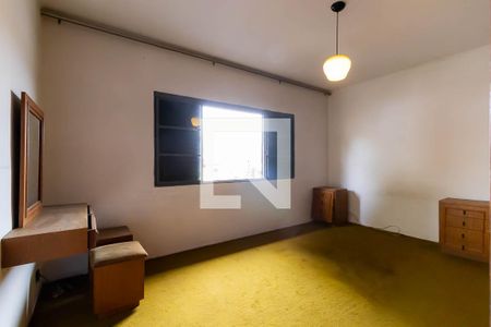 Casa à venda com 291m², 4 quartos e 3 vagasSuíte