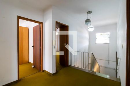 Casa à venda com 291m², 4 quartos e 3 vagasCorredor