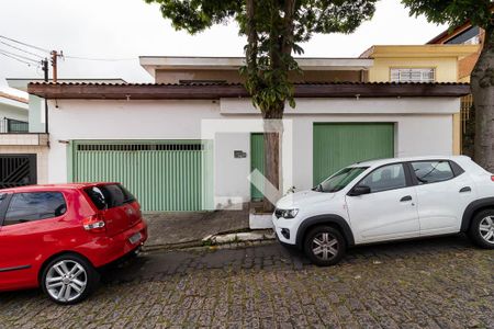 Casa à venda com 291m², 4 quartos e 3 vagasFachada