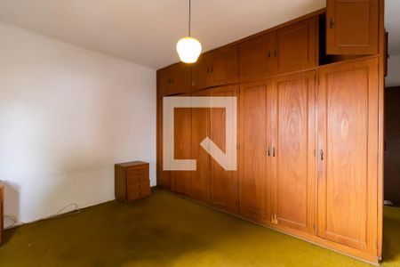 Casa à venda com 291m², 4 quartos e 3 vagasSuíte