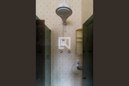 Casa à venda com 291m², 4 quartos e 3 vagasBanheiro da Suíte