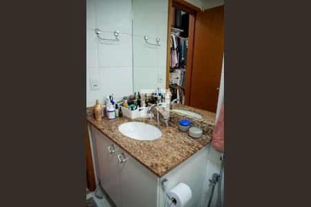 Apartamento à venda com 90m², 3 quartos e 2 vagasBanheiro Suíte