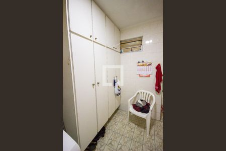 Casa à venda com 300m², 4 quartos e 2 vagasÁrea de Serviço