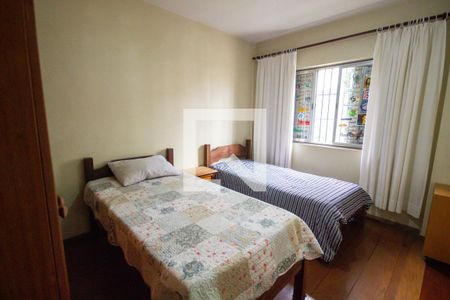 Casa à venda com 300m², 4 quartos e 2 vagasQuarto 3