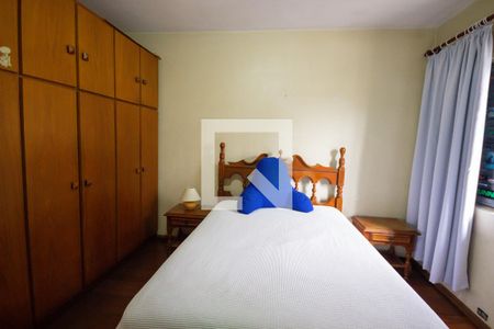 Casa à venda com 300m², 4 quartos e 2 vagasSuíte 2