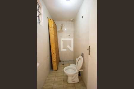 Casa à venda com 300m², 4 quartos e 2 vagasBanheiro de Serviço