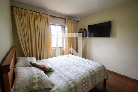 Casa à venda com 300m², 4 quartos e 2 vagasSuíte 