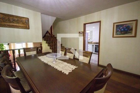 Sala  de casa à venda com 4 quartos, 300m² em Jardim Consórcio, São Paulo