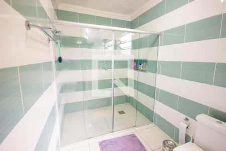 Casa à venda com 300m², 4 quartos e 2 vagasSuíte banheiro