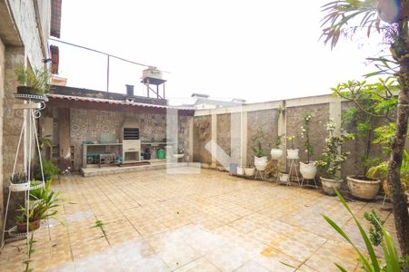 Casa à venda com 300m², 4 quartos e 2 vagasQuintal 