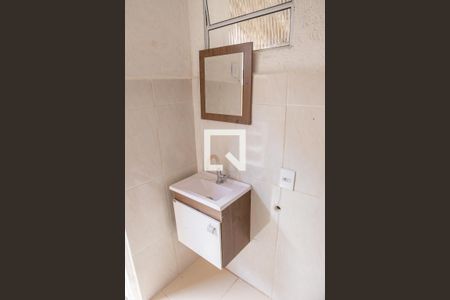 Banheiro de casa para alugar com 1 quarto, 45m² em Barra Funda, São Paulo