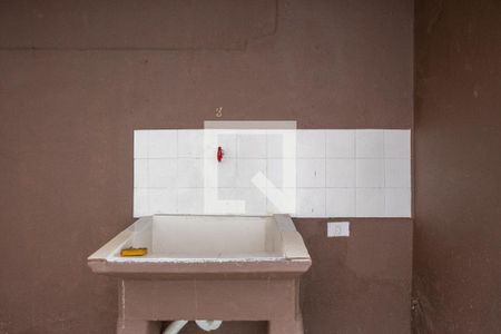 Casa para alugar com 57m², 2 quartos e sem vaga Casa para alugar com 57m², 2 quartos e sem vagaÁrea de Serviço