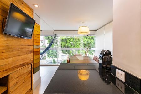 Varanda Gourmet de apartamento para alugar com 3 quartos, 127m² em Vila Firmiano Pinto, São Paulo