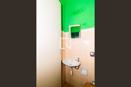 Casa à venda com 83m², 2 quartos e 1 vaga Casa à venda com 83m², 2 quartos e 1 vagaBanheiro de Serviço