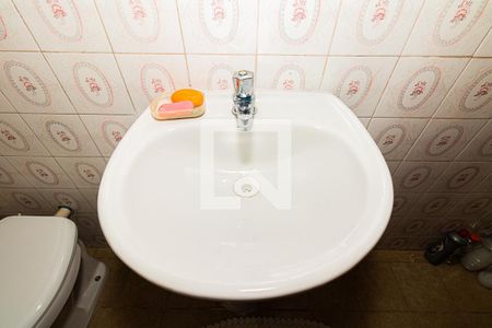 Casa à venda com 83m², 2 quartos e 1 vaga Casa à venda com 83m², 2 quartos e 1 vagaBanheiro