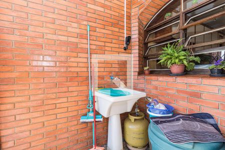 Área de Serviço de casa à venda com 5 quartos, 331m² em Santo Antônio, Porto Alegre
