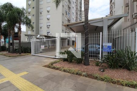 Apartamento para alugar com 74m², 2 quartos e 1 vagaFachada e portaria