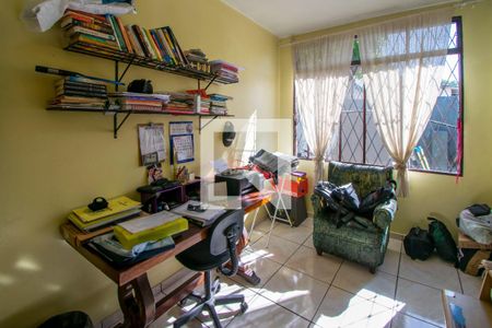 Casa à venda com 200m², 4 quartos e 4 vagasQuarto 2