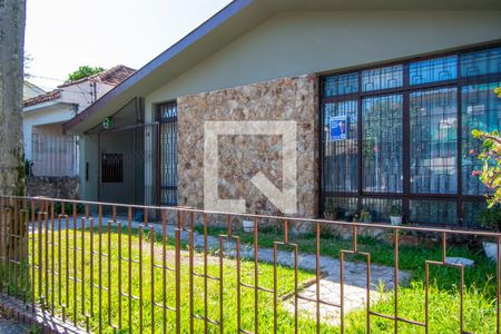 Casa à venda com 200m², 4 quartos e 4 vagasFachada