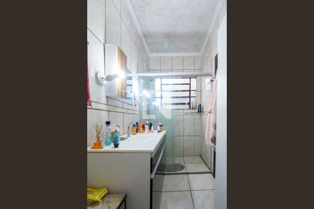 Casa à venda com 200m², 4 quartos e 4 vagasBanheiro 1